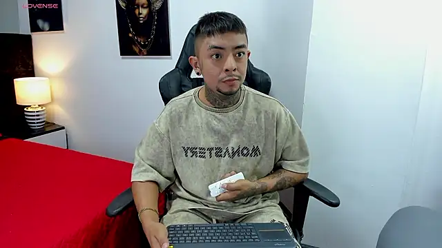 Snapshot of BASTIAN_NICOLAS_ chatting on January 15, 2026, 7:50 pm BASTIAN NICOLAS online show from January 15, 2026, 7:50 pm