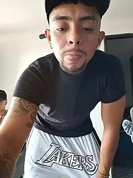 Snapshot of BASTIAN_NICOLAS_ chatting on January 18, 2026, 5:28 pm BASTIAN NICOLAS online show from January 18, 2026, 5:28 pm