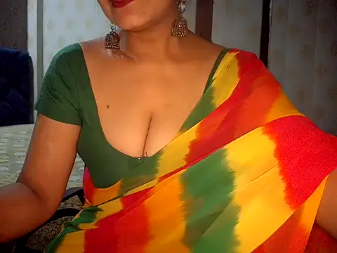 Hotronita123 online show from July 20, 2026, 5:37 pm