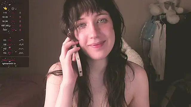 Snapshot of MePretty chatting on November 26, 2025, 10:22 pm MePretty online show from November 26, 2025, 10:22 pm