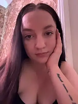 Snapshot of DianazLove1 chatting on January 13, 2026, 9:14 am DianazLove1 online show from January 13, 2026, 9:14 am