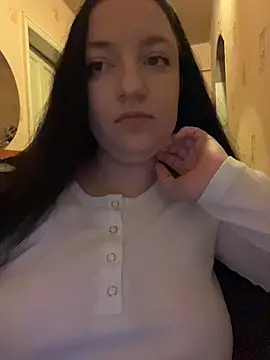 Snapshot of DianazLove1 chatting on January 16, 2026, 8:35 pm DianazLove1 online show from January 16, 2026, 8:35 pm