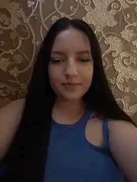 Snapshot of DianazLove1 chatting on June 23, 2026, 7:39 am DianazLove1 online show from June 23, 2026, 7:39 am