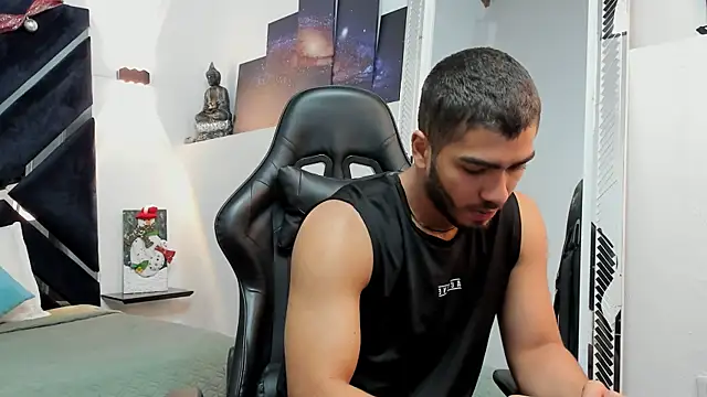 Franco banderas online show from December 5, 2025, 12:47 pm