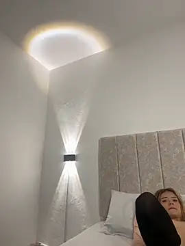 Scarlett Lee1 online show from December 3, 2025, 12:58 pm