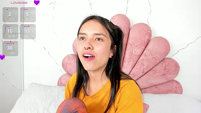 Cherrybombs  online show from February 5, 2026, 2:11 pm