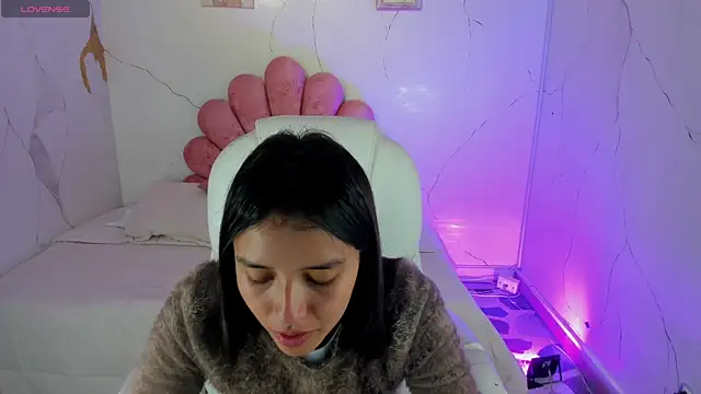 Cherrybombs  online show from March 17, 2026, 12:52 pm