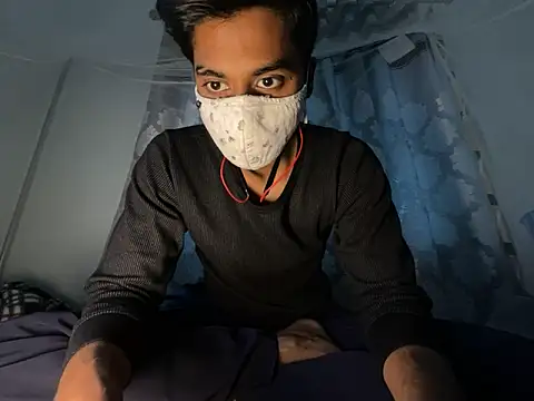 hunterboy2001 online show from December 19, 2025, 8:32 am