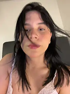Snapshot of sarita_bibies19 chatting on July 12, 2026, 9:22 am sarita bibies19 online show from July 12, 2026, 9:22 am
