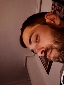 Elchicomalo29 online show from February 3, 2026, 3:48 am