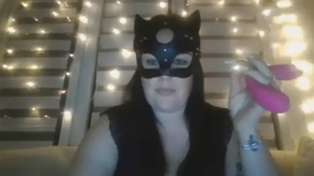Snapshot of bellavelours chatting on July 21, 2026, 8:33 pm bellavelours online show from July 21, 2026, 8:33 pm