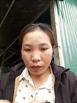 Evelyn-n online show from March 3, 2026, 8:31 am