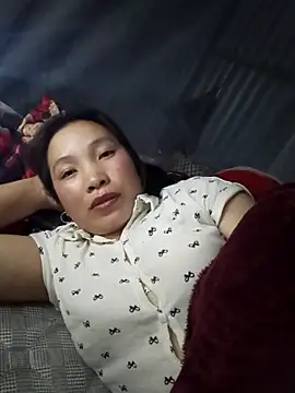 Evelyn-n online show from March 11, 2026, 12:55 pm