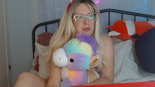 Snapshot of Katina-LoveJoy chatting on December 19, 2025, 12:50 am Katina-LoveJoy online show from December 19, 2025, 12:50 am