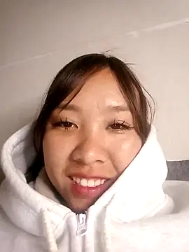 Snapshot of Minsssa20 chatting on January 7, 2026, 6:27 am Minsssa20 online show from January 7, 2026, 6:27 am