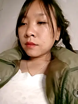 Snapshot of Minsssa20 chatting on January 19, 2026, 7:01 am Minsssa20 online show from January 19, 2026, 7:01 am