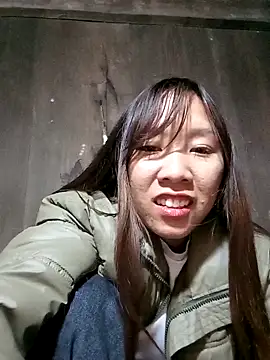 Snapshot of Minsssa20 chatting on February 4, 2026, 4:40 am Minsssa20 online show from February 4, 2026, 4:40 am