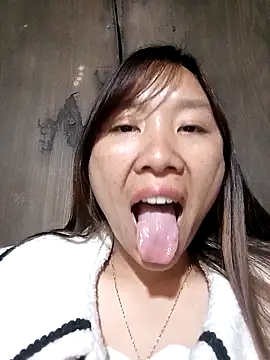 Snapshot of Minsssa20 chatting on February 23, 2026, 10:12 am Minsssa20 online show from February 23, 2026, 10:12 am