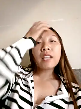 Snapshot of Minsssa20 chatting on March 23, 2026, 10:52 am Minsssa20 online show from March 23, 2026, 10:52 am