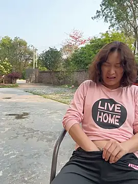 Snapshot of A-ZJunn chatting on March 30, 2026, 8:48 am A-ZJunn online show from March 30, 2026, 8:48 am