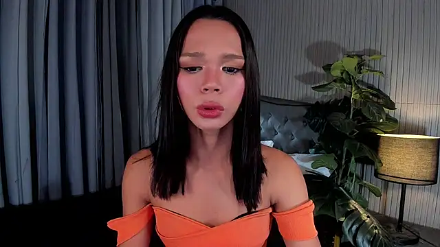 asianpetiteprincess online show from June 28, 2026, 4:57 pm