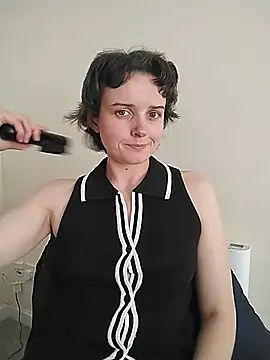 Snapshot of Amy01112 chatting on June 8, 2026, 4:51 pm Amy01112 online show from June 8, 2026, 4:51 pm