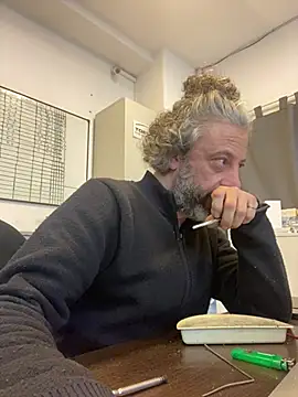 Snapshot of Petebulimia chatting on June 7, 2026, 6:50 am Petebulimia online show from June 7, 2026, 6:50 am