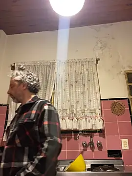 Petebulimia online show from June 26, 2026, 1:32 am