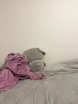 Snapshot of BellaRosex_x chatting on March 7, 2026, 4:15 pm BellaRosex x online show from March 7, 2026, 4:15 pm