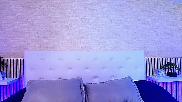 PatrickS25 online show from February 11, 2026, 3:55 am