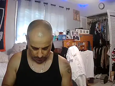 Snapshot of ValuedConcept687 chatting on June 27, 2026, 11:10 pm ValuedConcept687 online show from June 27, 2026, 11:10 pm