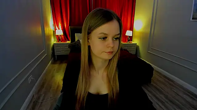 MidnighteAura online show from March 13, 2026, 3:35 am