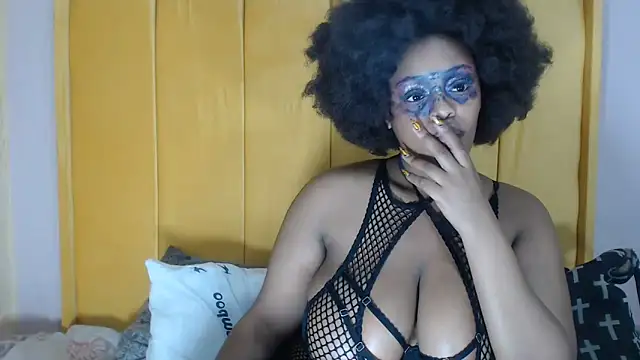 Snapshot of SexyHarleyBlack chatting on June 23, 2026, 5:27 am SexyHarleyBlack online show from June 23, 2026, 5:27 am