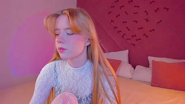 Snapshot of Victori_Fox chatting on July 9, 2026, 12:26 am Victori Fox online show from July 9, 2026, 12:26 am