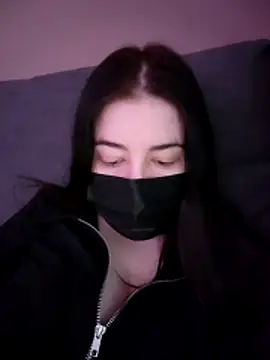 Snapshot of Lana_rei chatting on December 17, 2025, 7:25 am Lana rei online show from December 17, 2025, 7:25 am