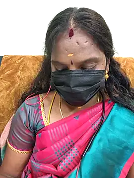 Snapshot of Tamil_Pallavi chatting on March 20, 2026, 4:45 pm Tamil Pallavi online show from March 20, 2026, 4:45 pm