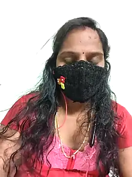 Snapshot of Tamil_Pallavi chatting on April 6, 2026, 2:40 pm Tamil Pallavi online show from April 6, 2026, 2:40 pm