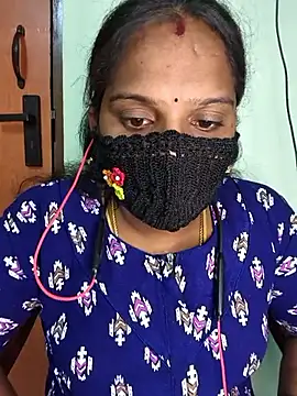 Snapshot of Tamil_Pallavi chatting on April 7, 2026, 12:05 pm Tamil Pallavi online show from April 7, 2026, 12:05 pm
