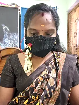 Snapshot of Tamil_Pallavi chatting on April 8, 2026, 4:45 am Tamil Pallavi online show from April 8, 2026, 4:45 am
