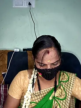 Snapshot of Tamil_Pallavi chatting on April 12, 2026, 6:02 pm Tamil Pallavi online show from April 12, 2026, 6:02 pm