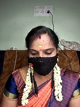 Snapshot of Tamil_Pallavi chatting on April 14, 2026, 6:47 pm Tamil Pallavi online show from April 14, 2026, 6:47 pm