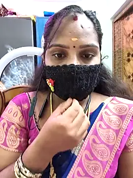 Snapshot of Tamil_Pallavi chatting on May 17, 2026, 3:19 pm Tamil Pallavi online show from May 17, 2026, 3:19 pm