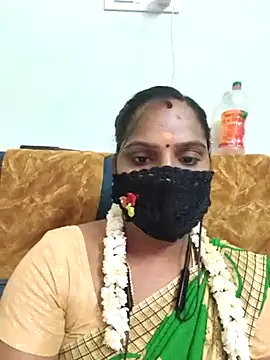 Snapshot of Tamil_Pallavi chatting on May 31, 2026, 6:04 pm Tamil Pallavi online show from May 31, 2026, 6:04 pm