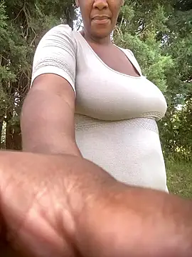 Snapshot of GiantClithpee chatting on January 16, 2026, 9:13 am GiantClithpee online show from January 16, 2026, 9:13 am