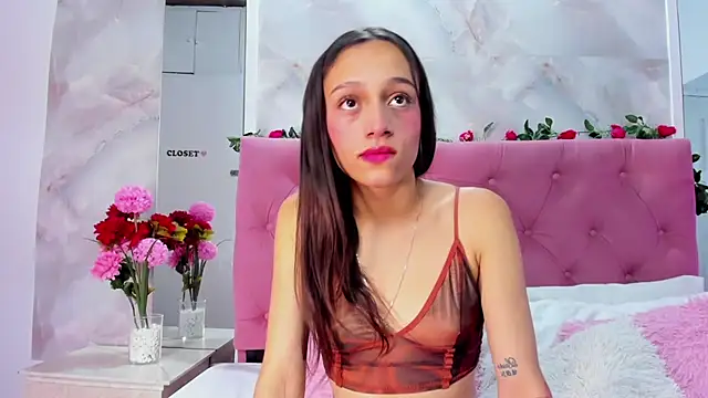 Snapshot of Kristy_Montes chatting on December 1, 2025, 7:08 pm Kristy Montes online show from December 1, 2025, 7:08 pm