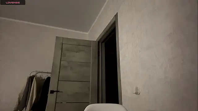 EllieBerrie online show from March 7, 2026, 5:32 pm