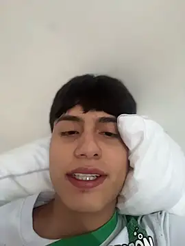Snapshot of Lander_Cruz chatting on June 24, 2026, 5:23 pm Lander Cruz online show from June 24, 2026, 5:23 pm
