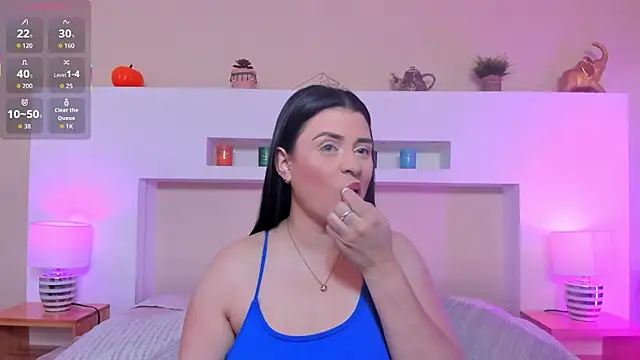 AnikaRomanoff  online show from January 7, 2026, 11:23 am