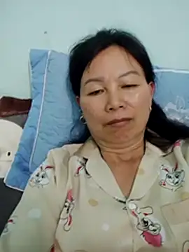 Lili-123k online show from May 1, 2026, 9:03 am