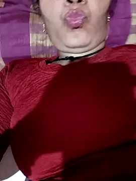 Snapshot of Karisma_ji chatting on June 12, 2026, 6:34 am Karisma ji online show from June 12, 2026, 6:34 am